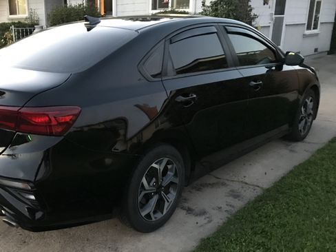 Used 2019 Kia Forte LXS image 5