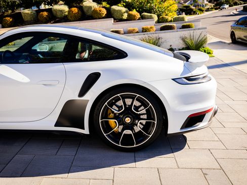 Used 2021 Porsche 911 Turbo S image 11
