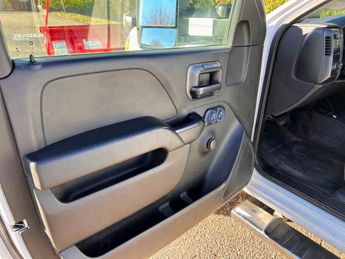 Used 2015 GMC Sierra 3500 Pickup 2D 8 ft w/ Snow Plow Prep Package image 8