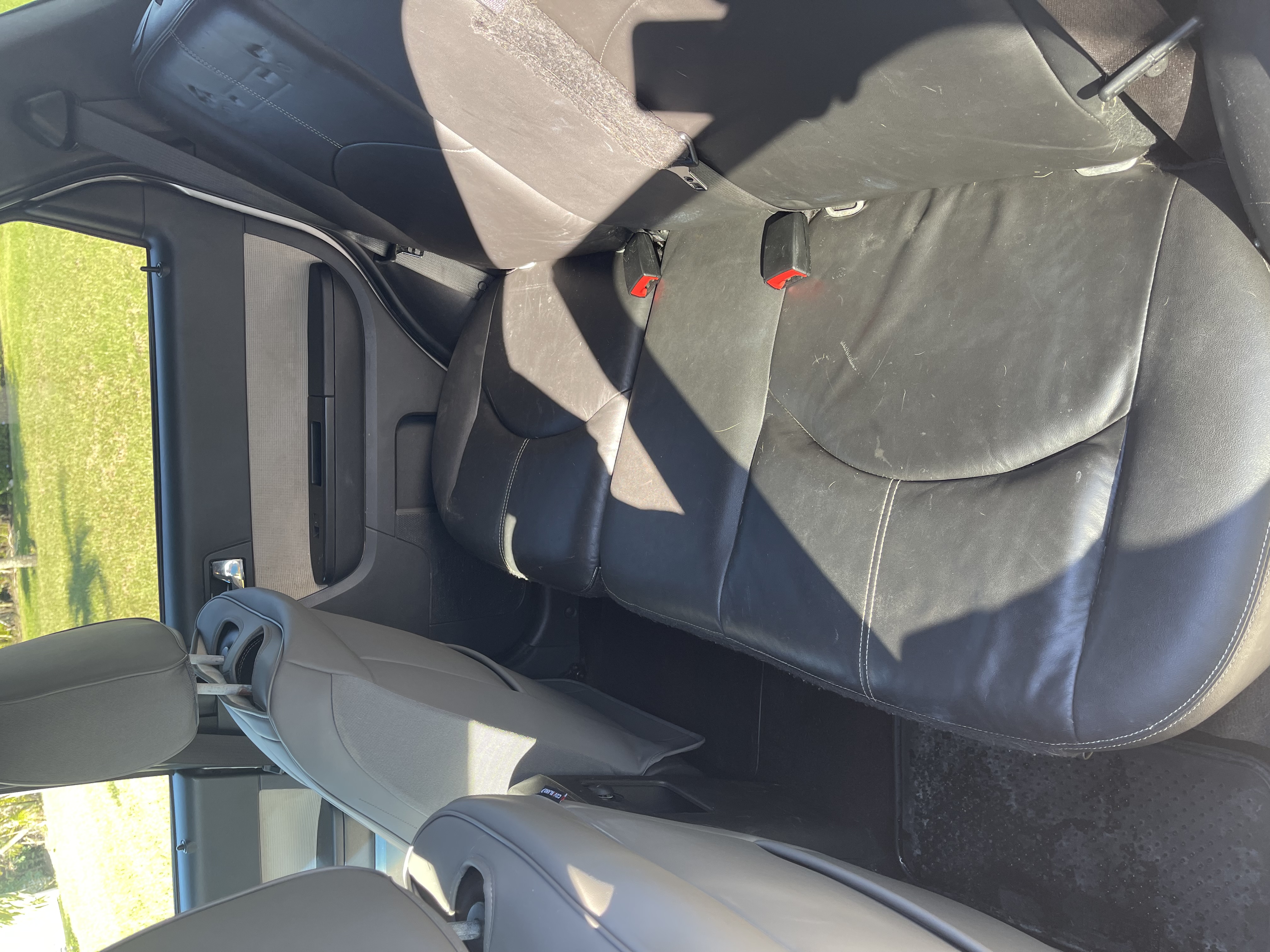 Used 2010 Mercury Mariner Premier FWD image 9