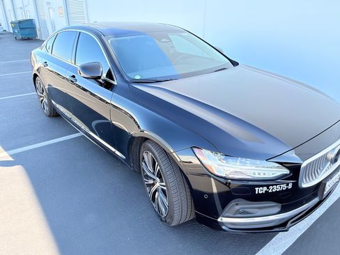 Used 2023 Volvo S90 B6 Plus image 5