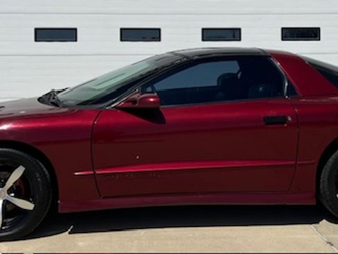 Used 1995 Pontiac Firebird Trans Am image 1