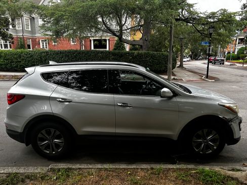 Used 2015 Hyundai Santa Fe Sport w/ Option Group 03 FWD image 2