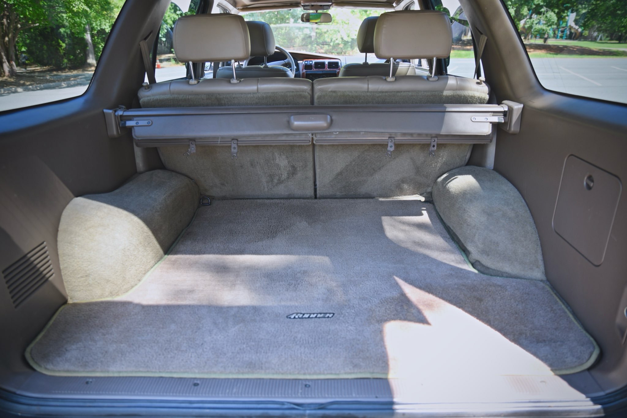 Used 1998 Toyota 4Runner Limited AWD/4WD image 11