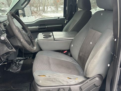 Used 2011 Ford F350 XLT w/ XLT Interior Pkg image 14