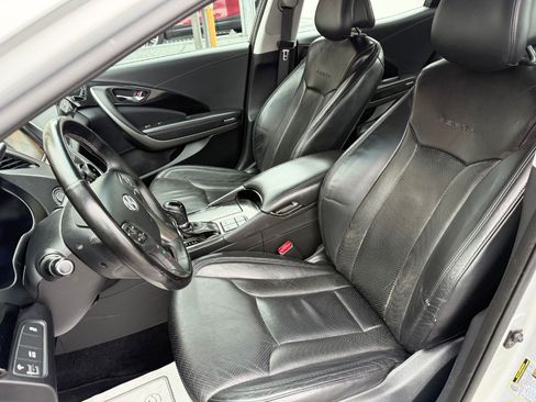 Used 2012 Hyundai Azera Sedan 4D image 21