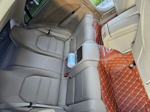 Used 2010 Mercedes-Benz E 350 Coupe image 6