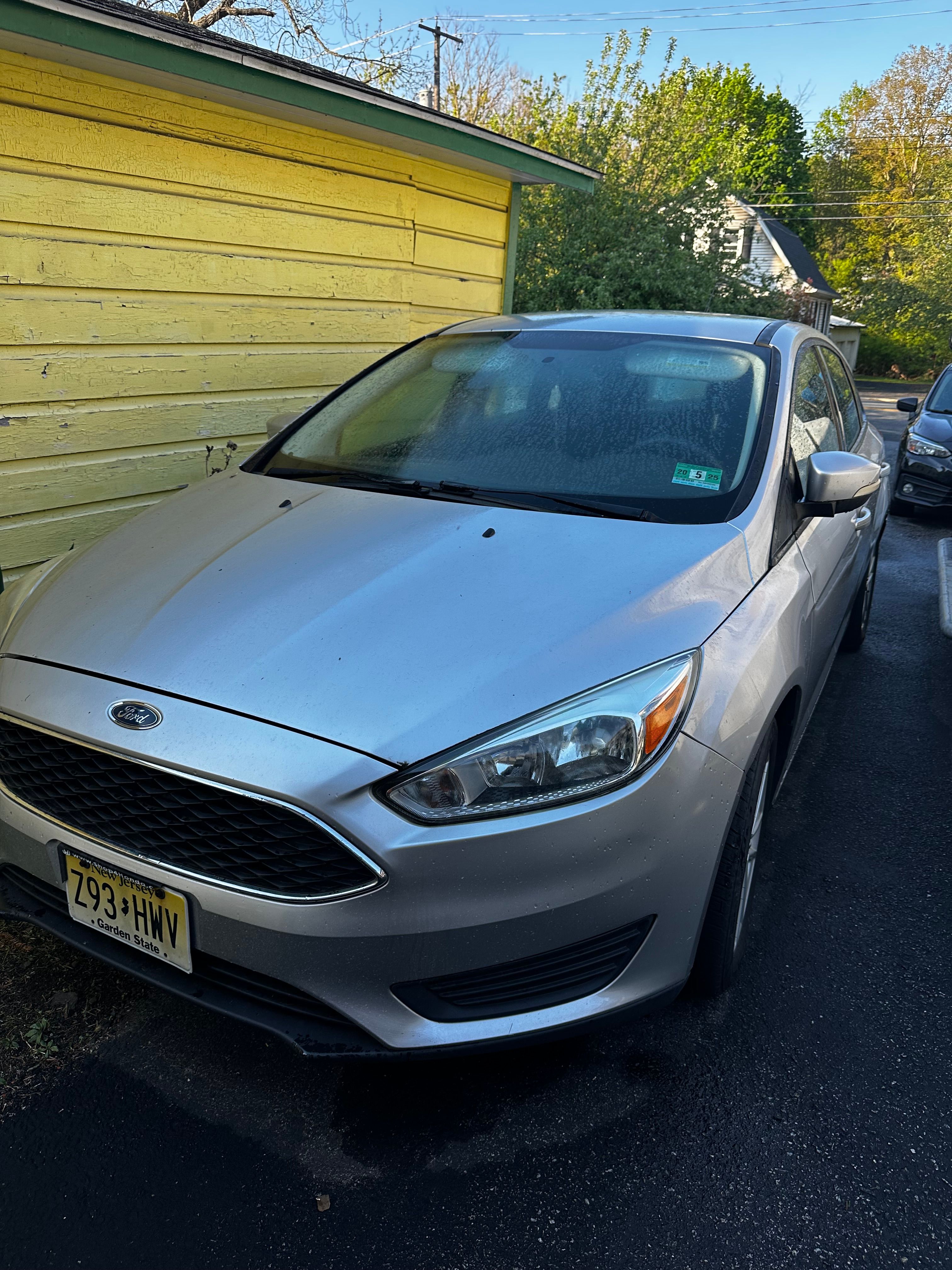 Used 2015 Ford Focus SE FWD image 3