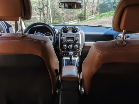 Used 2017 Jeep Compass High Altitude image 6