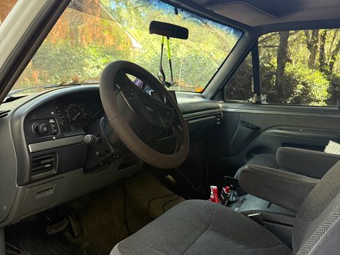 Used 1993 Ford Bronco image 10