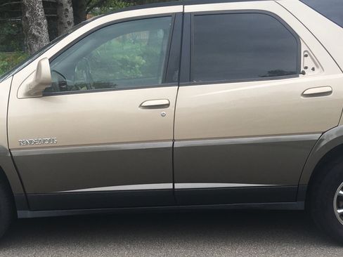 Used 2002 Buick Rendezvous CXL w/ Luxury Pkg image 1