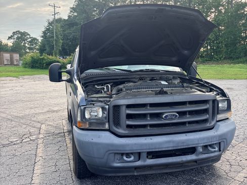 Used 2004 Ford F250 XL RWD image 8