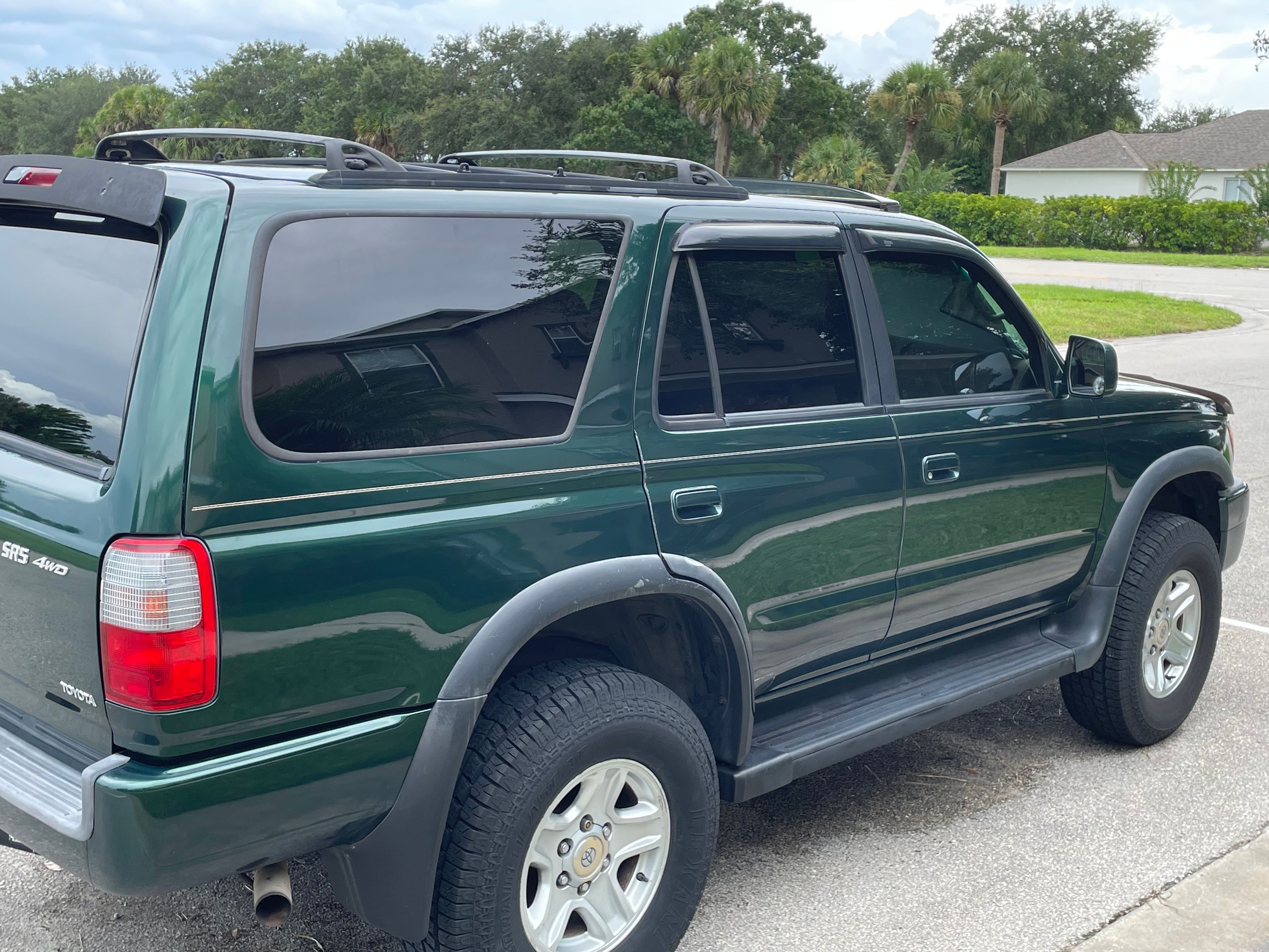 Used 1999 Toyota 4Runner SR5 w/ Upgrade Value Pkg 2 AWD/4WD image 6