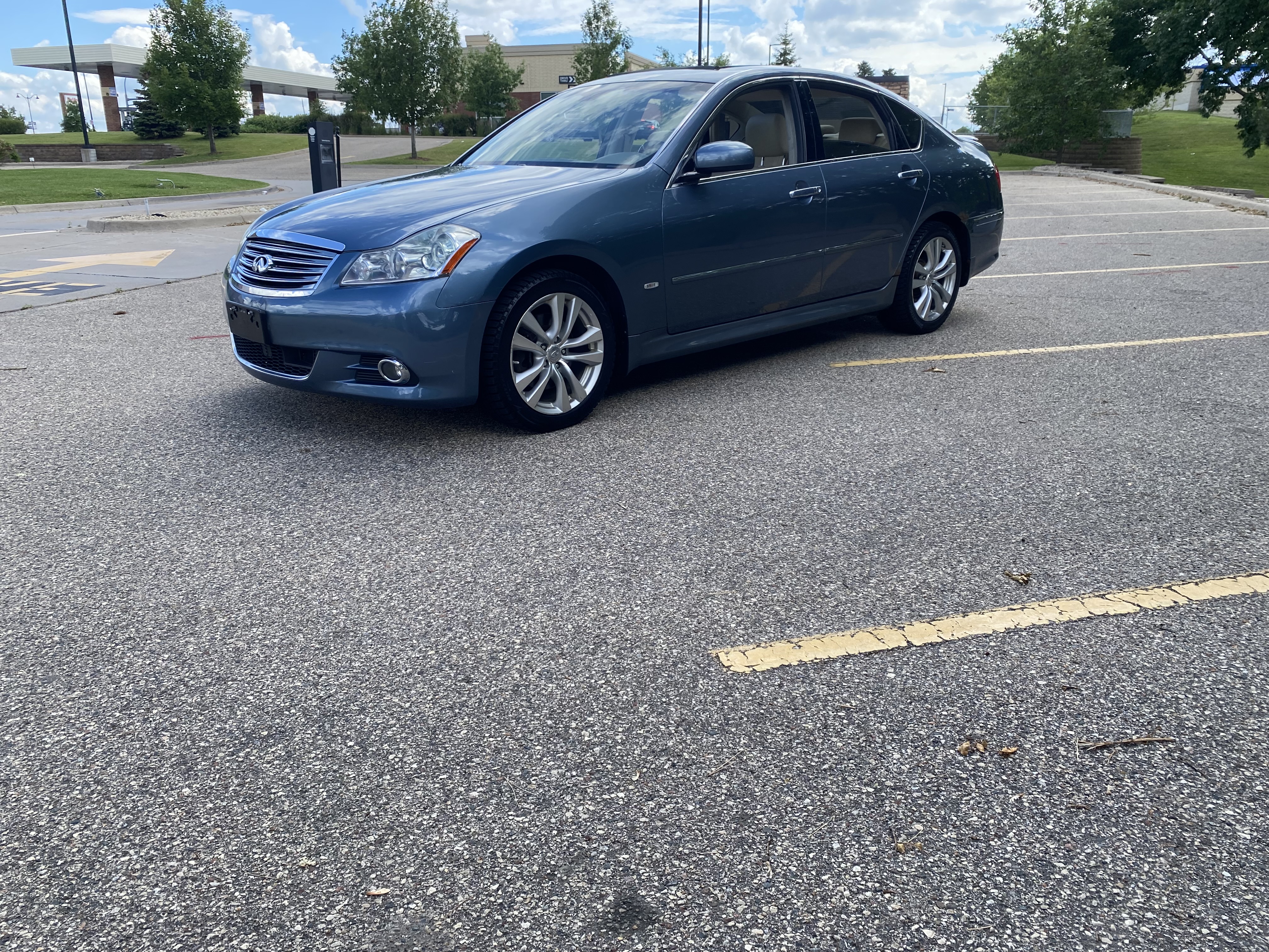 Used 2009 INFINITI M45 x w/ Technology Pkg AWD/4WD image 6