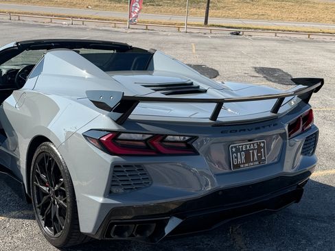 Used 2024 Chevrolet Corvette Stingray Convertible w/ Z51 Performance Package image 6