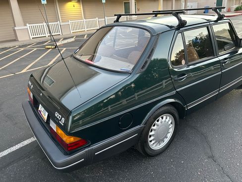 Used 1992 Saab 900 S image 8