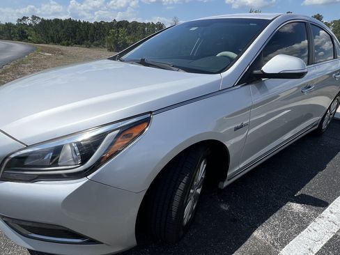 Used 2017 Hyundai Sonata SE FWD image 12