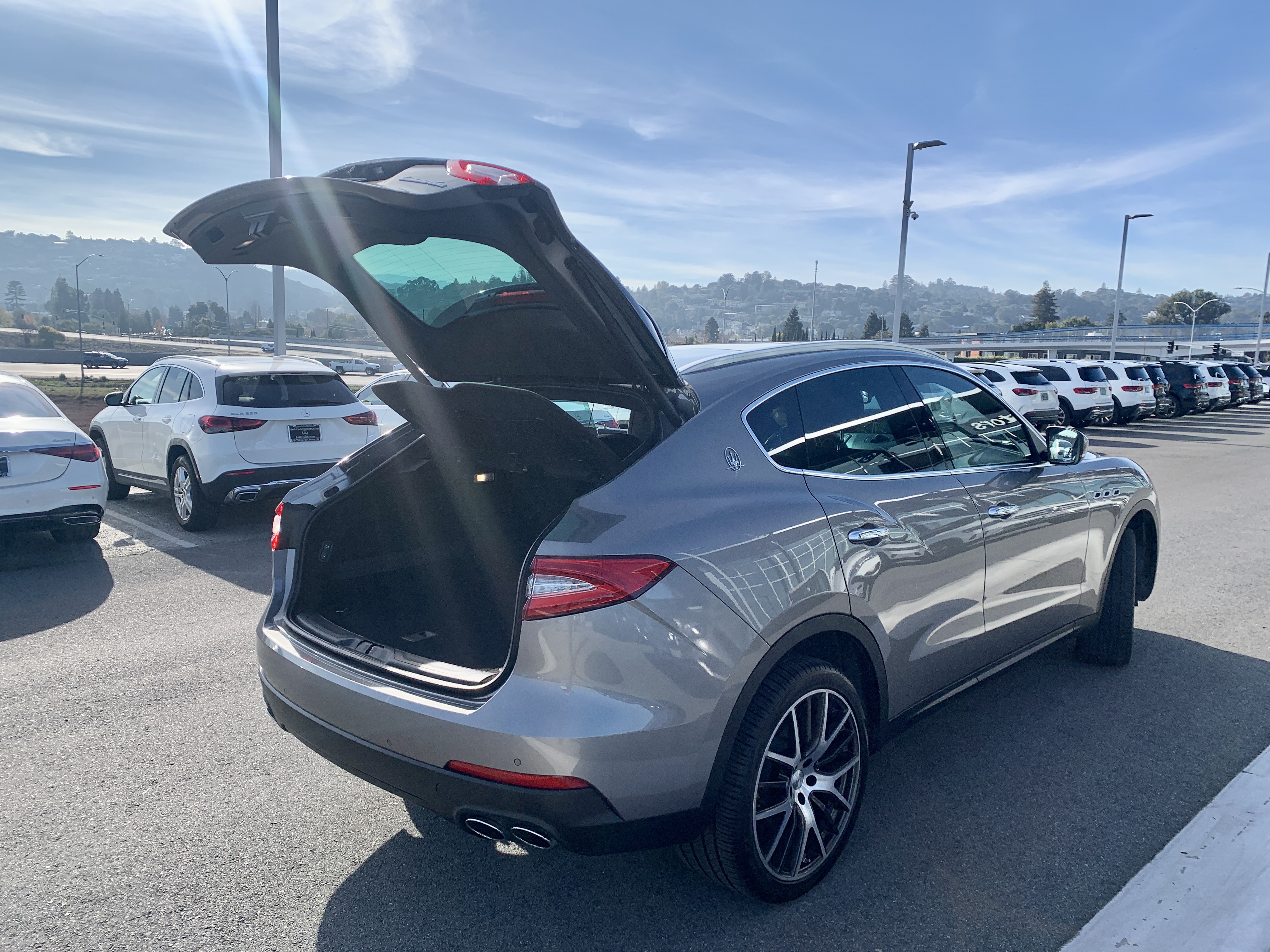 Used 2017 Maserati Levante S AWD/4WD image 5