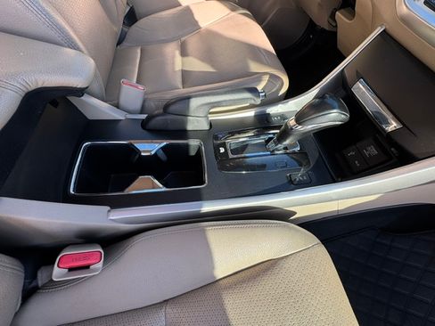 Used 2014 Honda Accord EX-L image 28