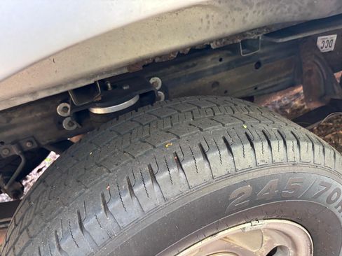 Used 2000 Ford F150 Long Bed 4D image 5