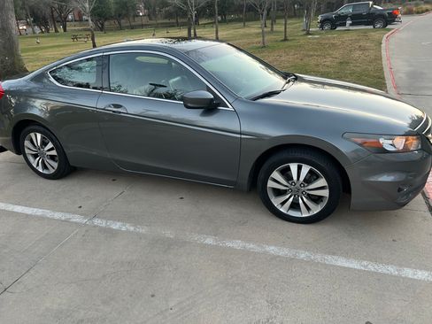 Used 2012 Honda Accord EX-L image 6