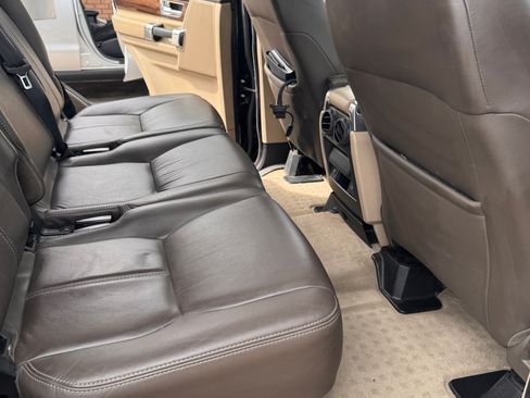 Used 2012 Land Rover LR4 HSE LUX image 9