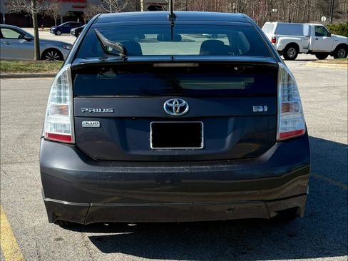 Used 2011 Toyota Prius Three w/ Solar Roof Pkg FWD image 8