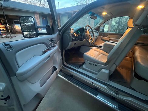 Used 2008 GMC Sierra 2500 SLT w/ Convenience Package image 18