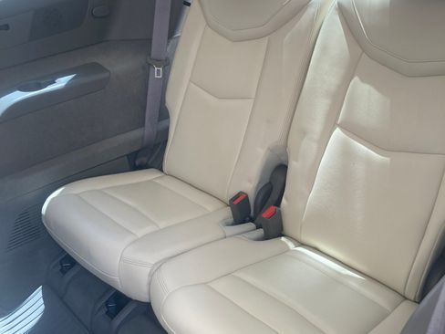 Used 2020 Cadillac XT6 Premium Luxury image 9