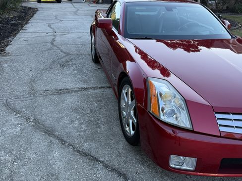 Used 2005 Cadillac XLR Convertible 2D image 9
