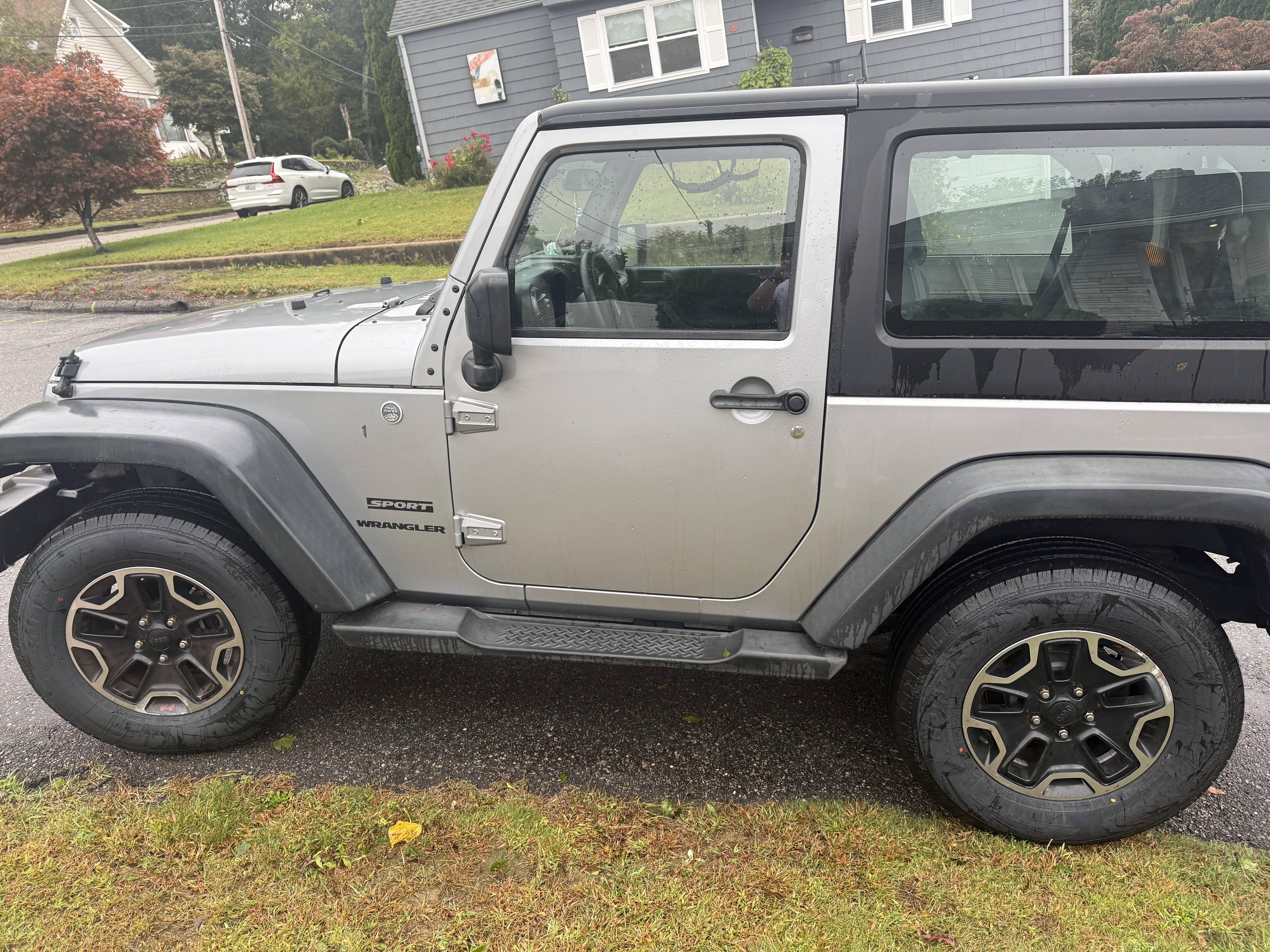 Used 2013 Jeep Wrangler Sport AWD/4WD image 5