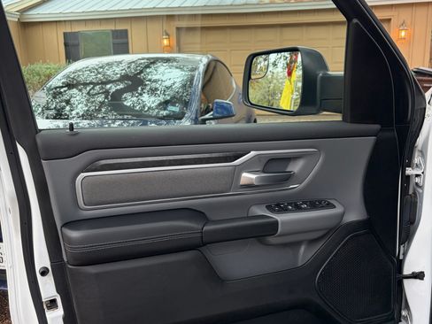 Used 2020 RAM 1500 Big Horn image 9