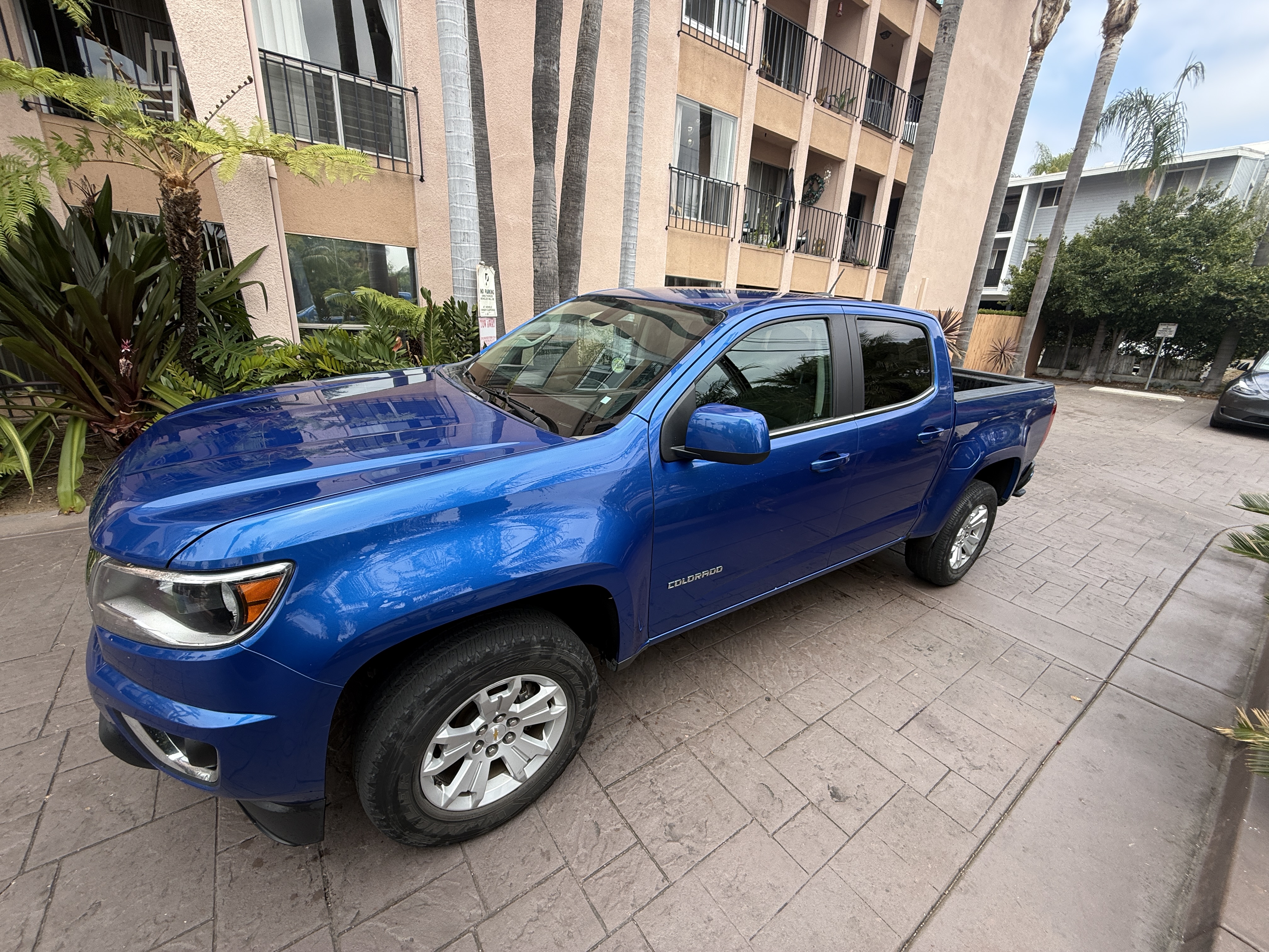 Used 2018 Chevrolet Colorado LT w/ LT Convenience Package RWD image 1