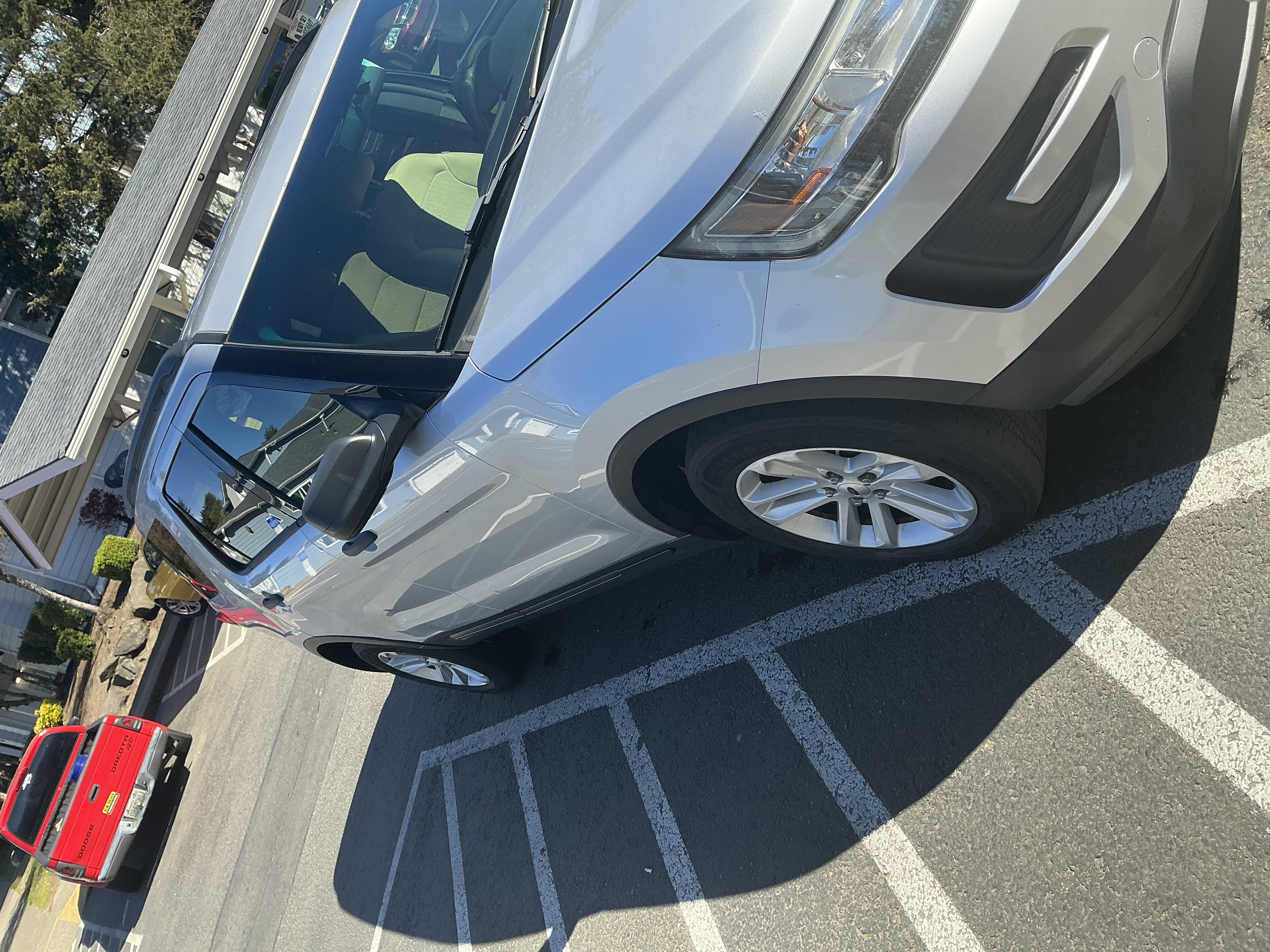 Used 2016 Ford Explorer 4WD image 2