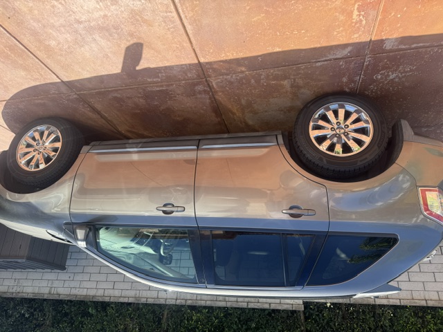 Used 2009 Ford Edge SEL FWD image 2