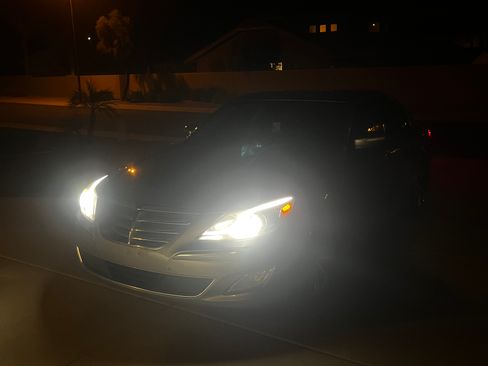 Used 2014 Hyundai Genesis 5.0 R-Spec image 13