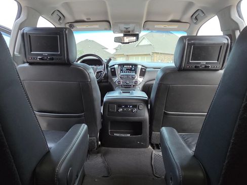 Used 2019 Chevrolet Tahoe LT RWD image 11