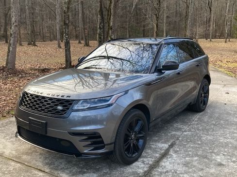 Used 2019 Land Rover Range Rover Velar R-Dynamic SE image 4