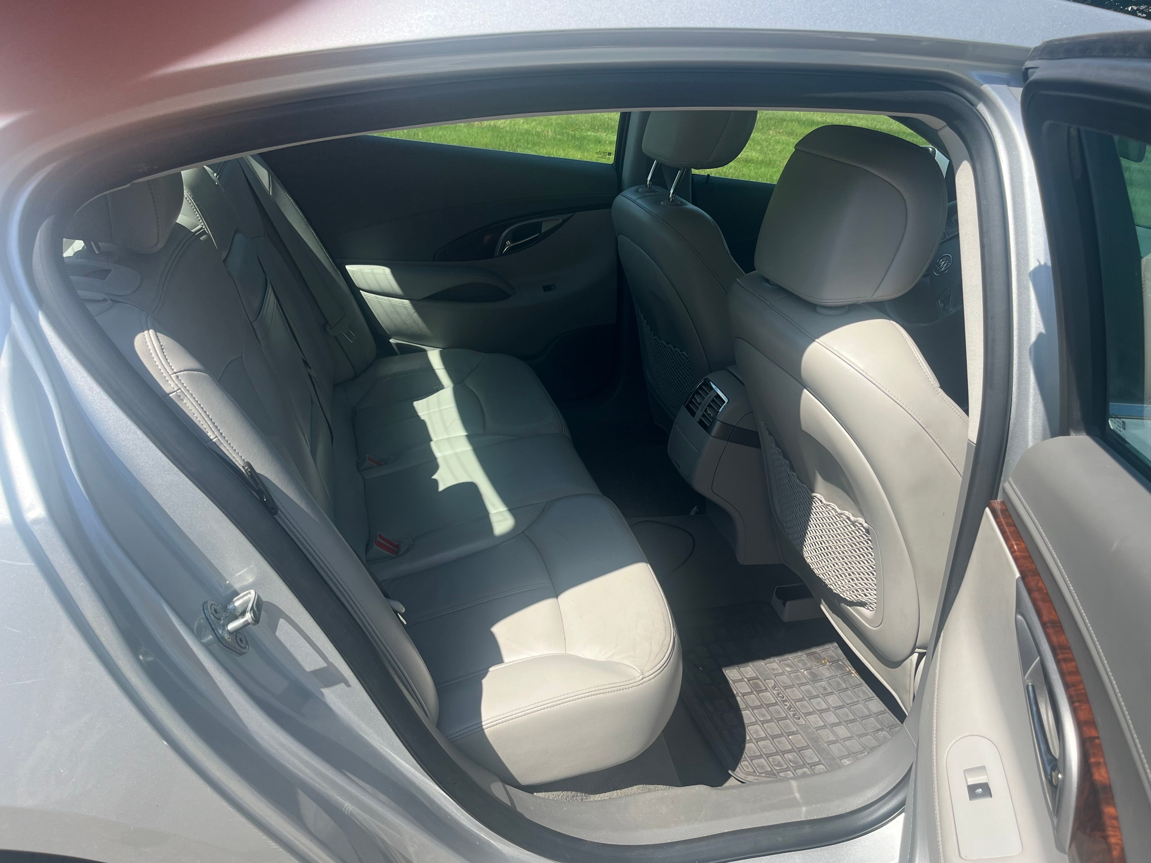 Used 2010 Buick LaCrosse CXL FWD image 11