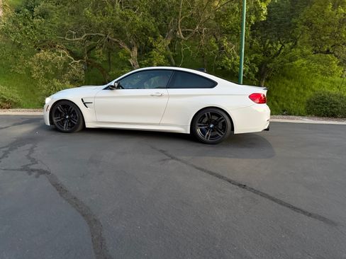 Used 2016 BMW M4 Coupe 2D image 4