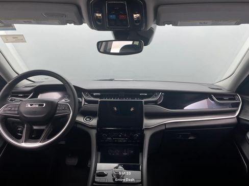 Used 2023 Jeep Grand Cherokee 4WD 4xe image 8