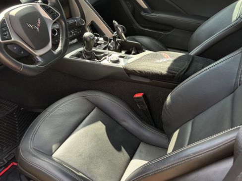 Used 2018 Chevrolet Corvette Grand Sport image 2