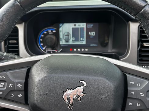 Used 2022 Ford Bronco Outer Banks AWD/4WD image 29