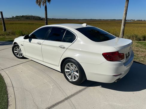 Used 2014 BMW 528i Sedan image 6