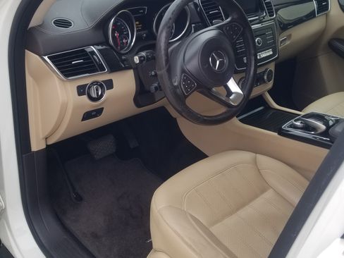 Used 2017 Mercedes-Benz GLS 450 4MATIC image 11