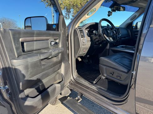 Used 2018 RAM 2500 Laramie w/ Sport Appearance Group image 5