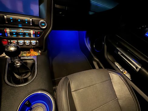 Used 2018 Ford Mustang GT Premium w/ GT Performance Package image 14