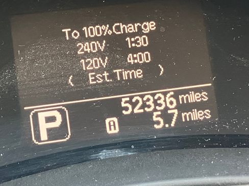 Used 2012 Nissan Leaf SL FWD image 21