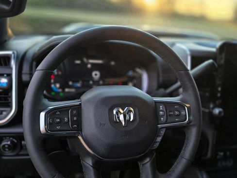 Used 2025 RAM 2500 Laramie image 14