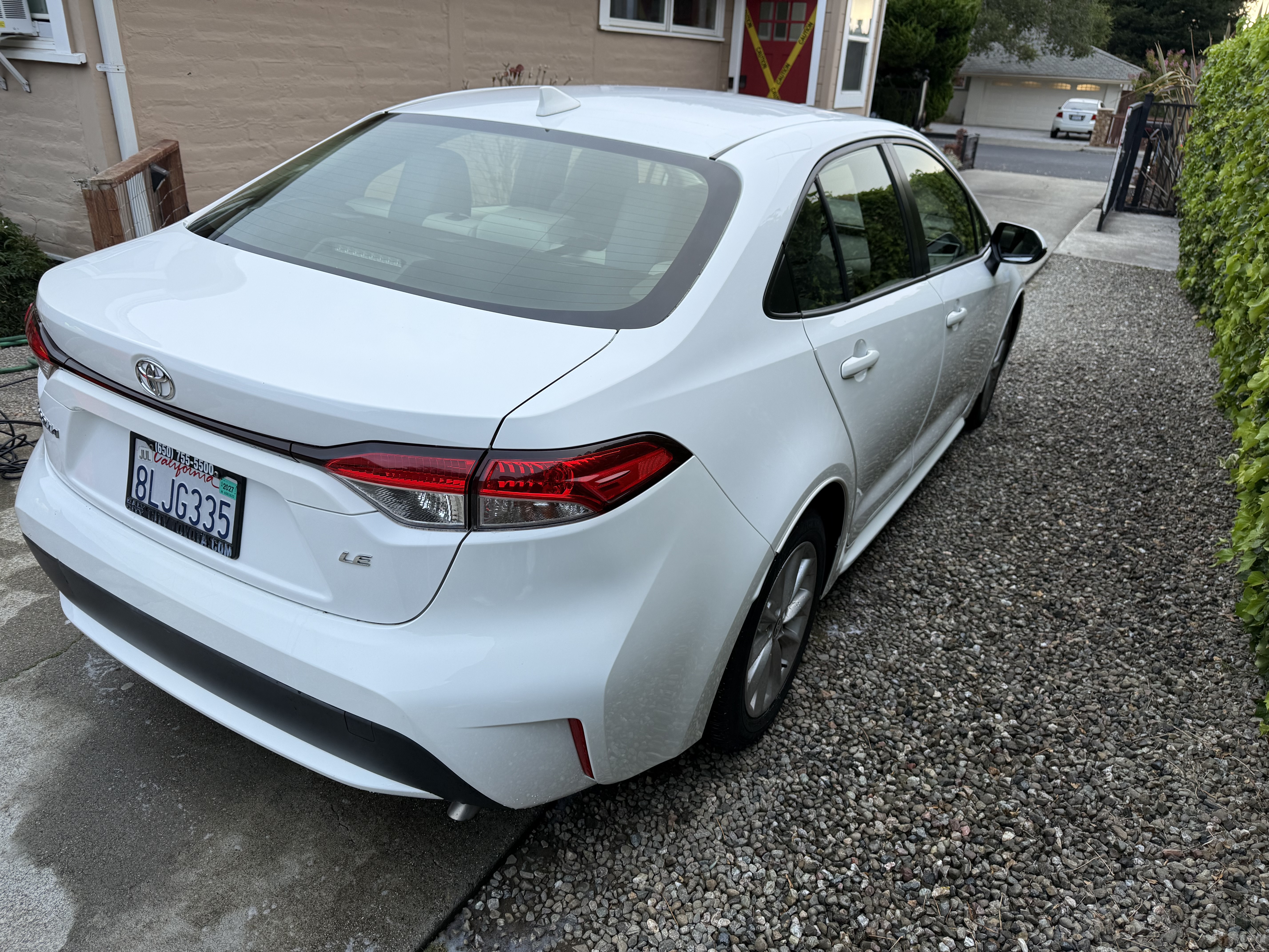 Used 2020 Toyota Corolla LE w/ LE Premium Package FWD image 8